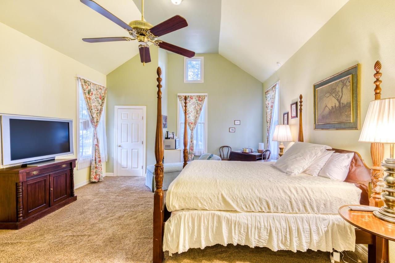 Yellow Rose Bed & Breakfast ซานอันโตนิโอ ภายนอก รูปภาพ