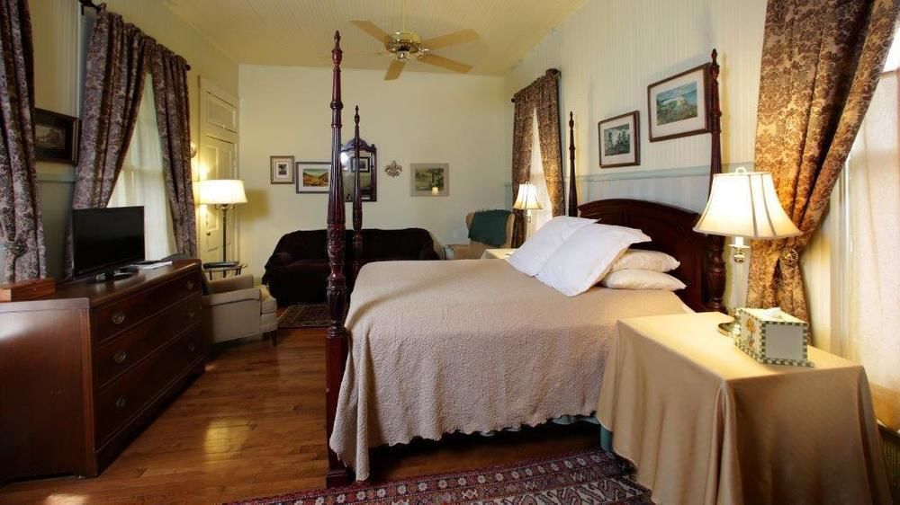 Yellow Rose Bed & Breakfast ซานอันโตนิโอ ภายนอก รูปภาพ
